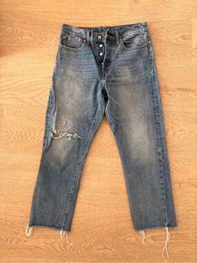 Levi’s raw hem denim